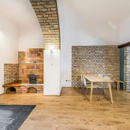 French Touch Apartment With Free Parking Budapest Bagian luar foto