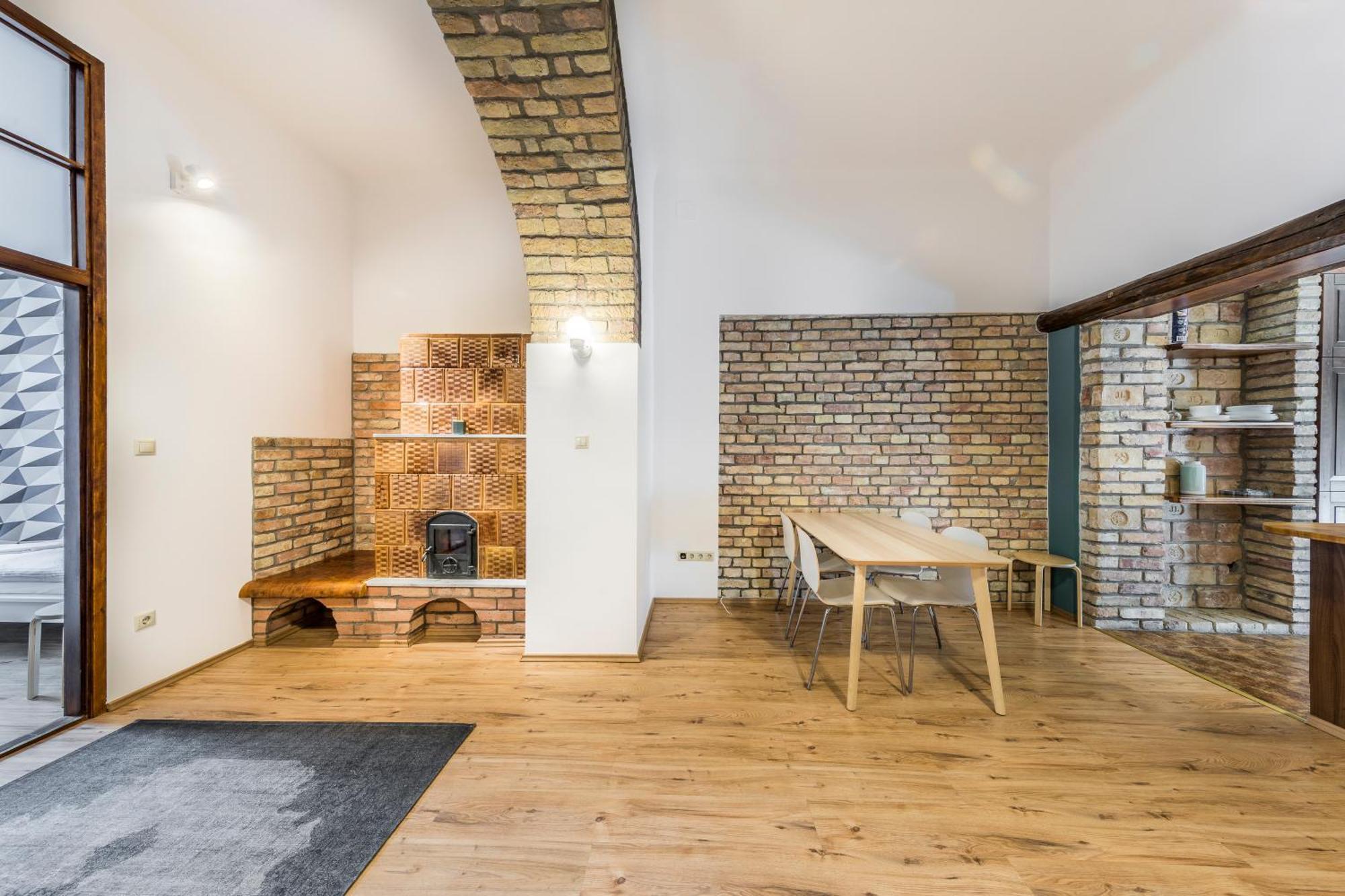 French Touch Apartment With Free Parking Budapest Bagian luar foto