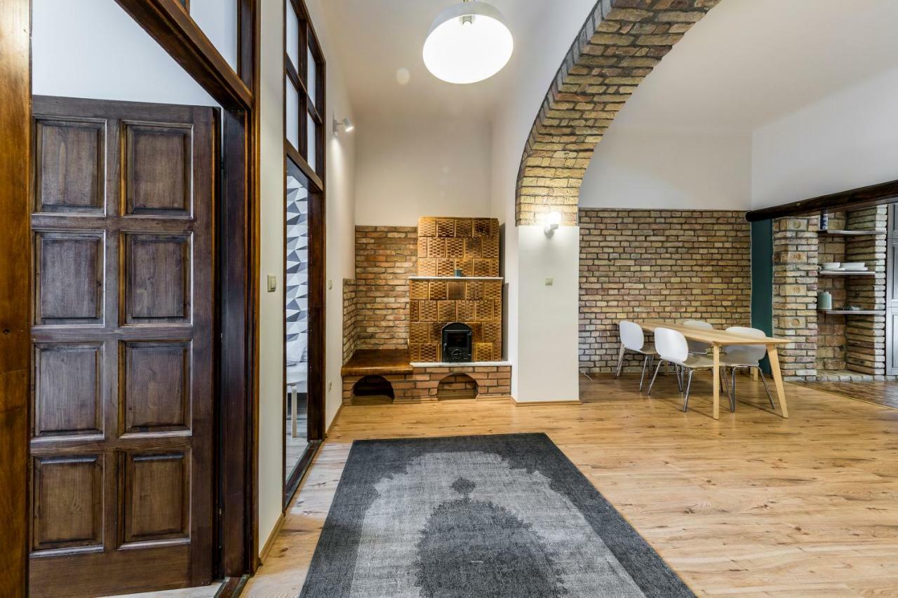 French Touch Apartment With Free Parking Budapest Bagian luar foto